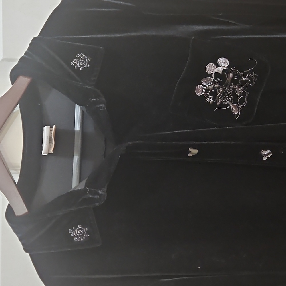 Disney Black Velvet Feel Embroidered Mickey Minnie Mouse Blouse Sz Med - Picture 2 of 9